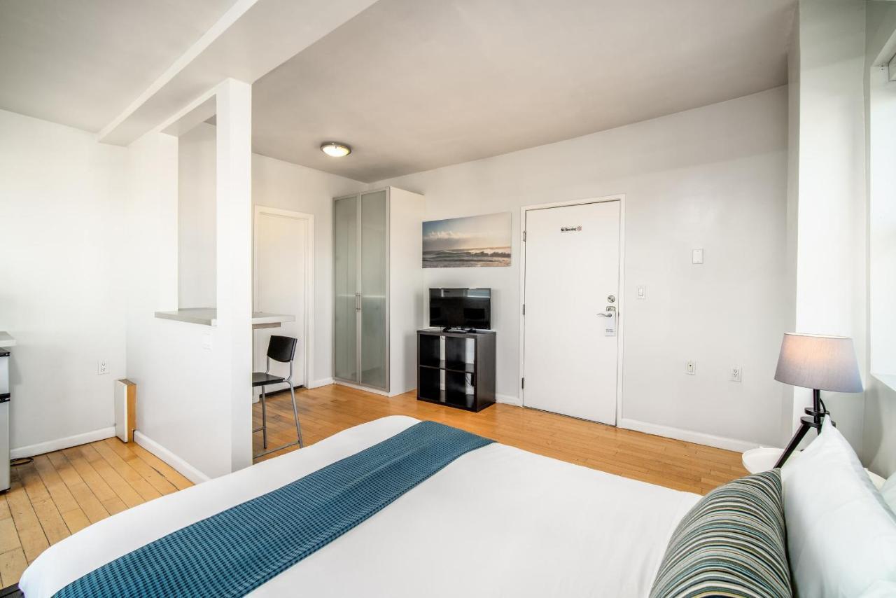 Room Partial Ocean View