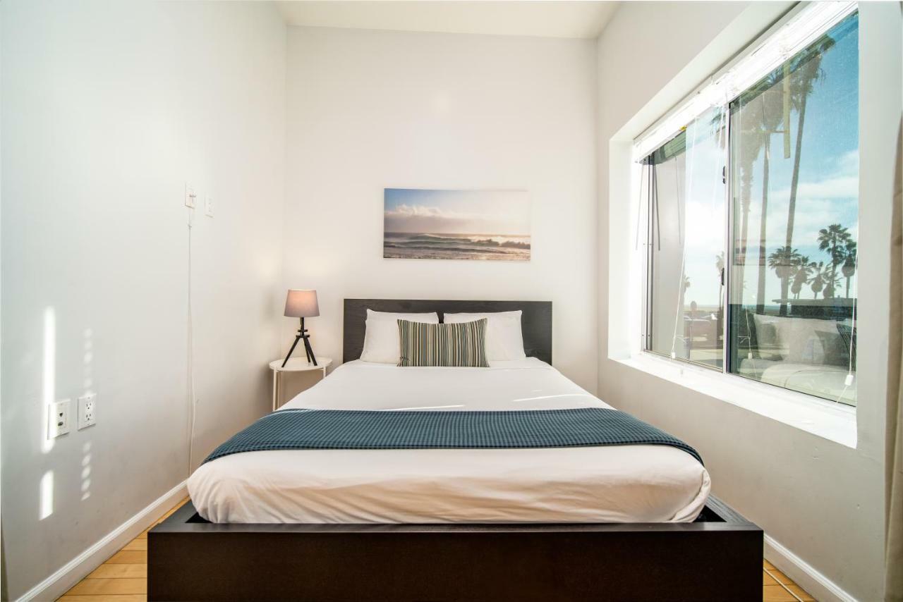 ADA King Bed