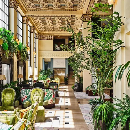 Hotel Per La, Autograph Collection-3