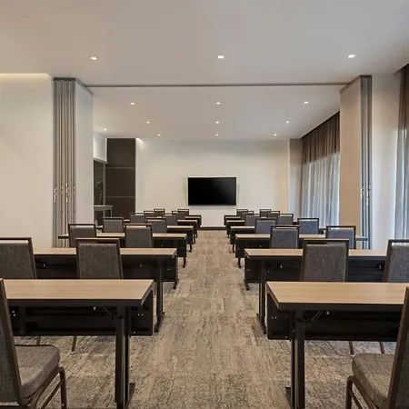 Ac Hotel By Marriott Beverly Hills-2