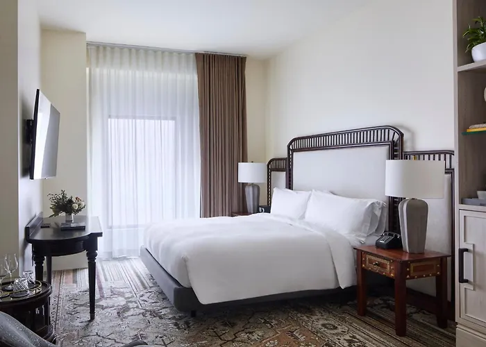 The Aster Hotel Los Angeles