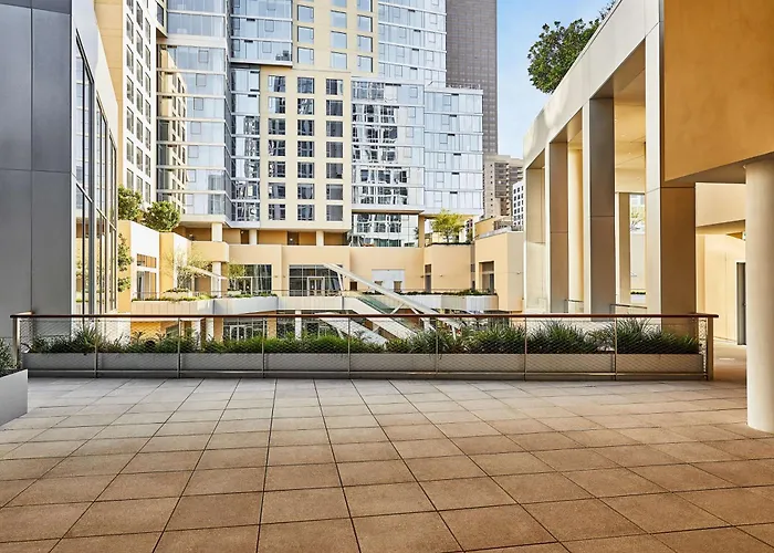 Pet Friendly Hotels Los AngelesConrad