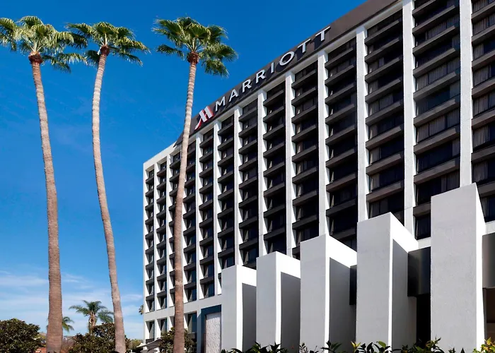 Pet Friendly Hotels Los AngelesBeverly Hills Marriott