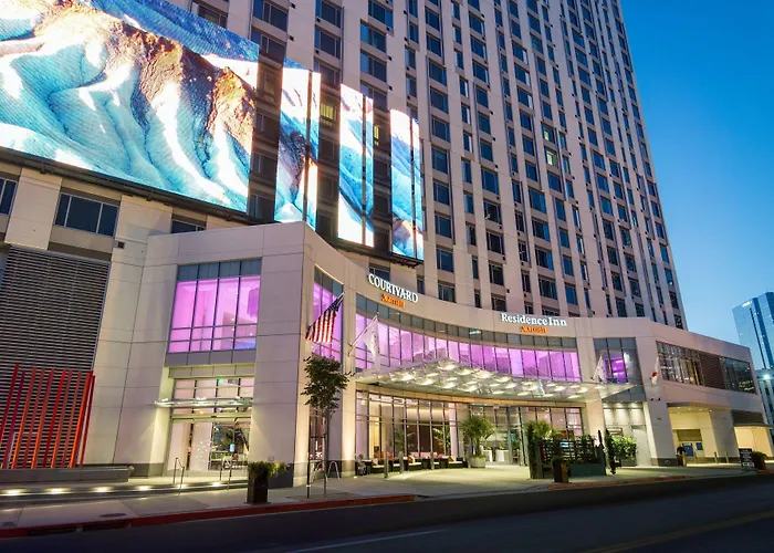 Courtyard By Marriott Los Angeles L.A. Live