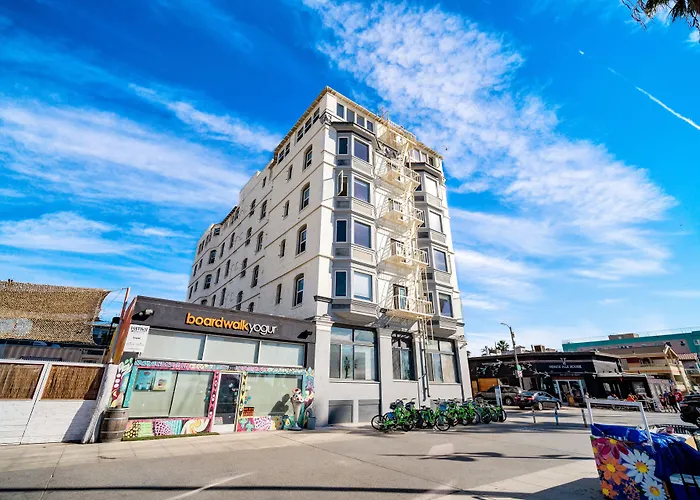 Air Venice On The Beach Los Angeles