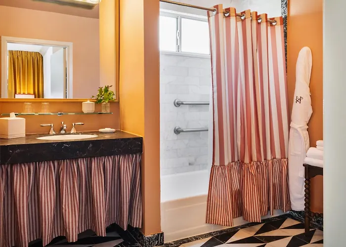 The Hotel Lili Los Angeles