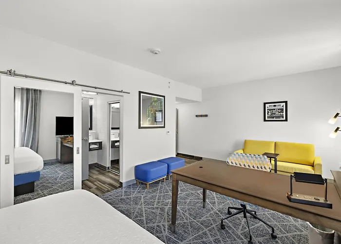 Hampton Inn & Suites Los Angeles/Hollywood, Ca